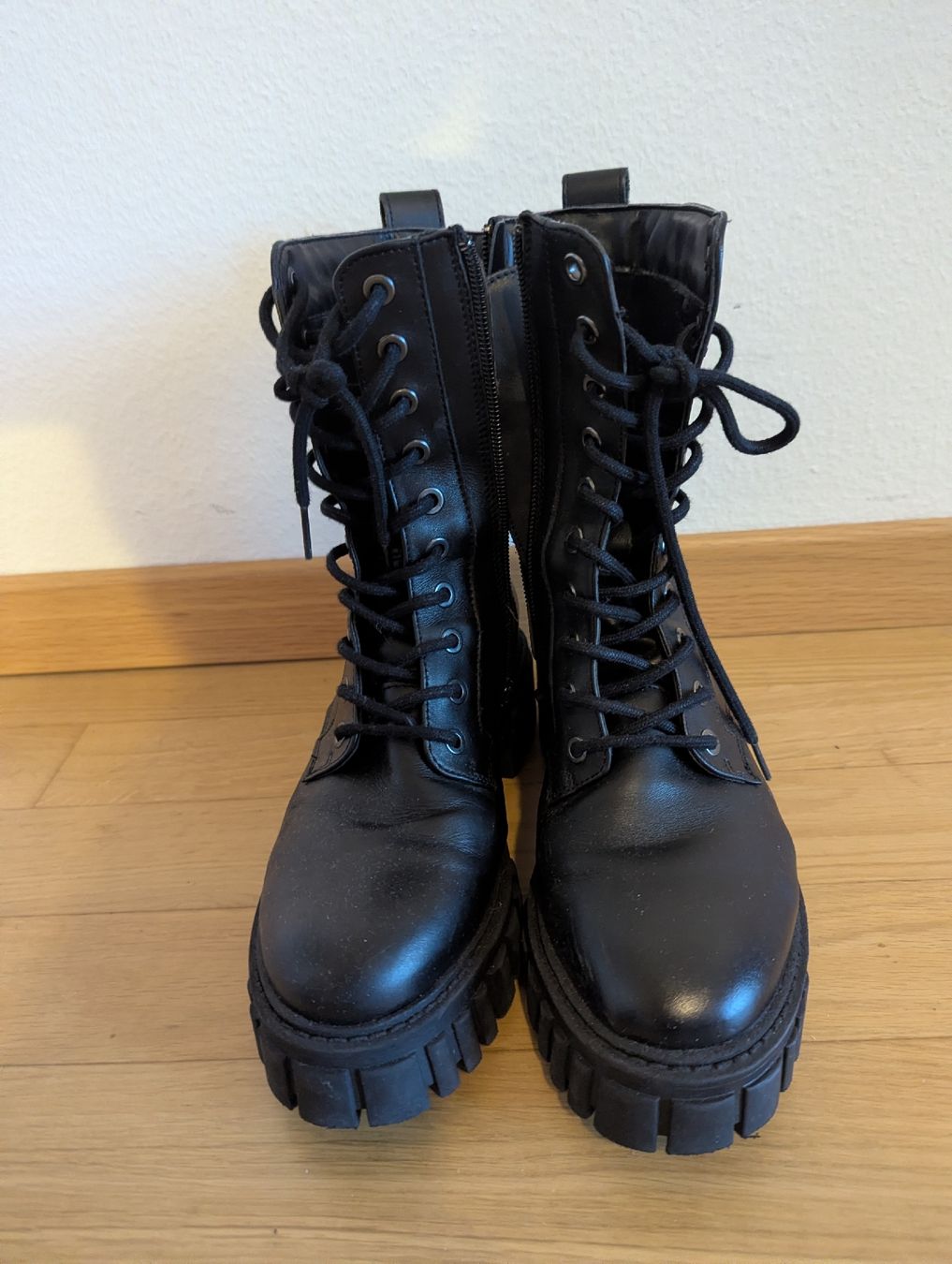 Clarks Scarpe da donna: Clarks Schwarze Boots Gr. 37 – Usato da Luzern venduto da phi_89 3