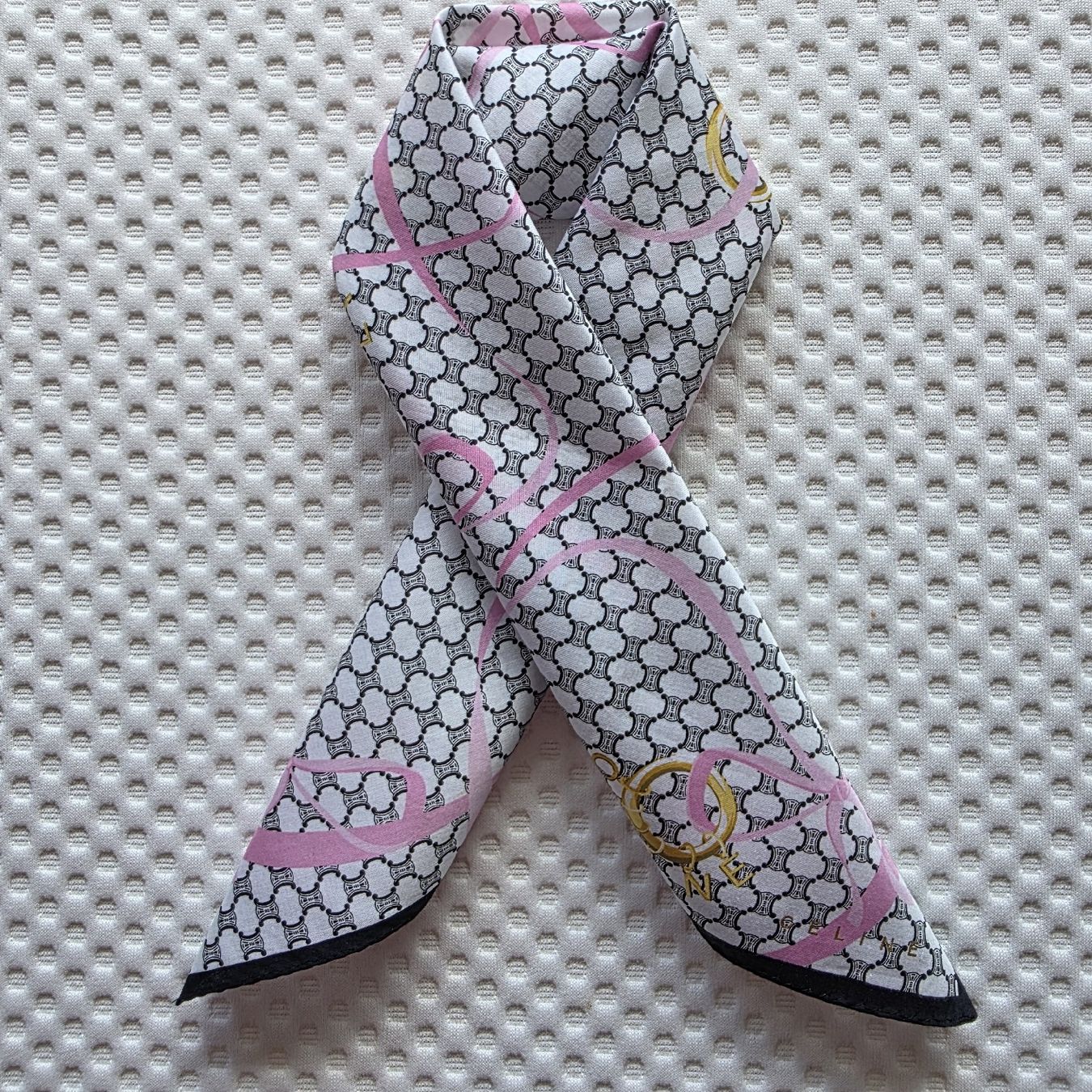 Celine Foulard & Sciarpe: Céline scarf 50 x 50 cm – Nuovo (secondo la descrizione) da Zürich venduto da LIMAR 4
