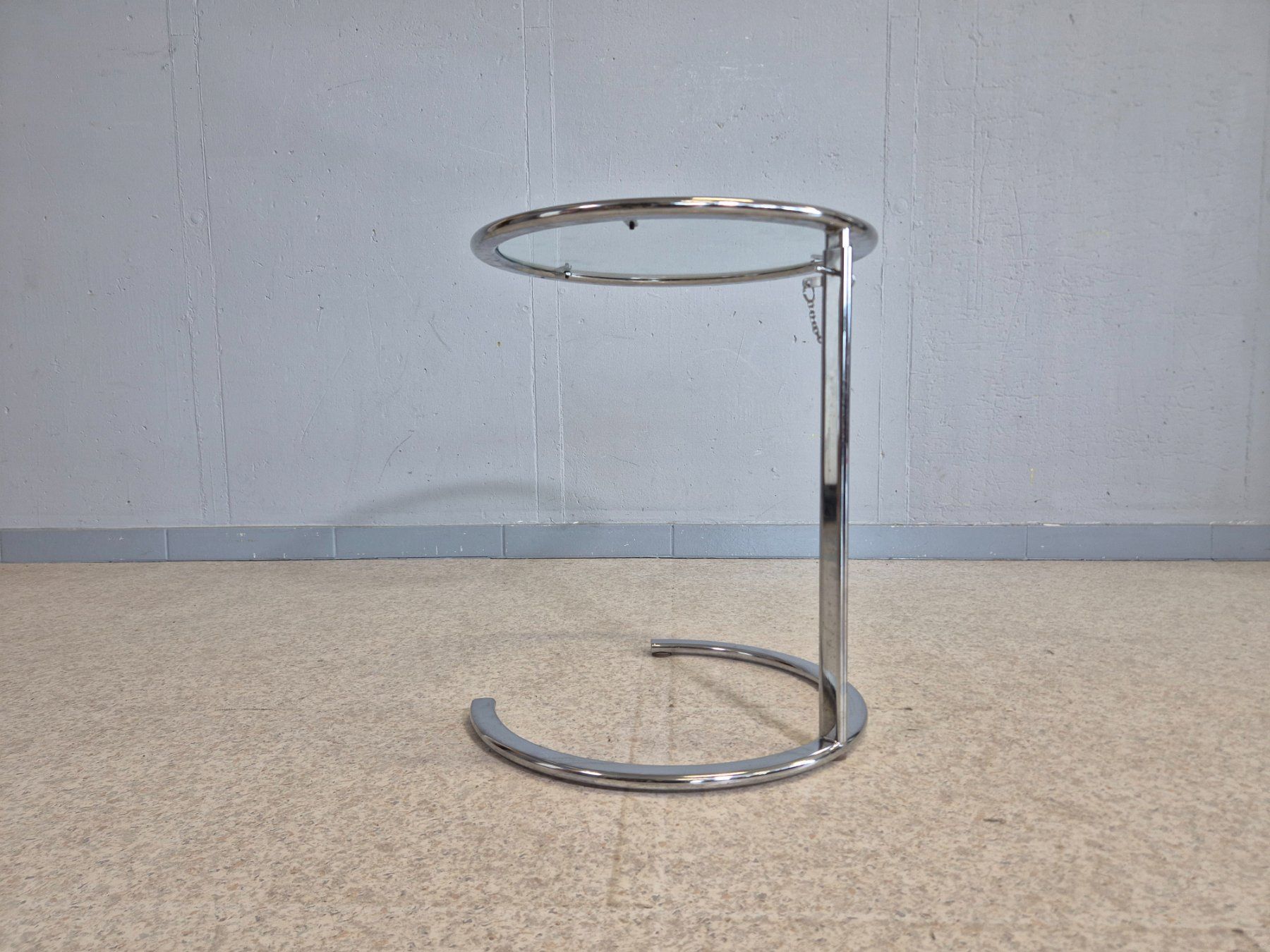 Tables: Beistelltisch Coffee-Table Style Eileen Gray Chrom Glastisch – D'occasion à Nottwil par Wondewa-Shop 7