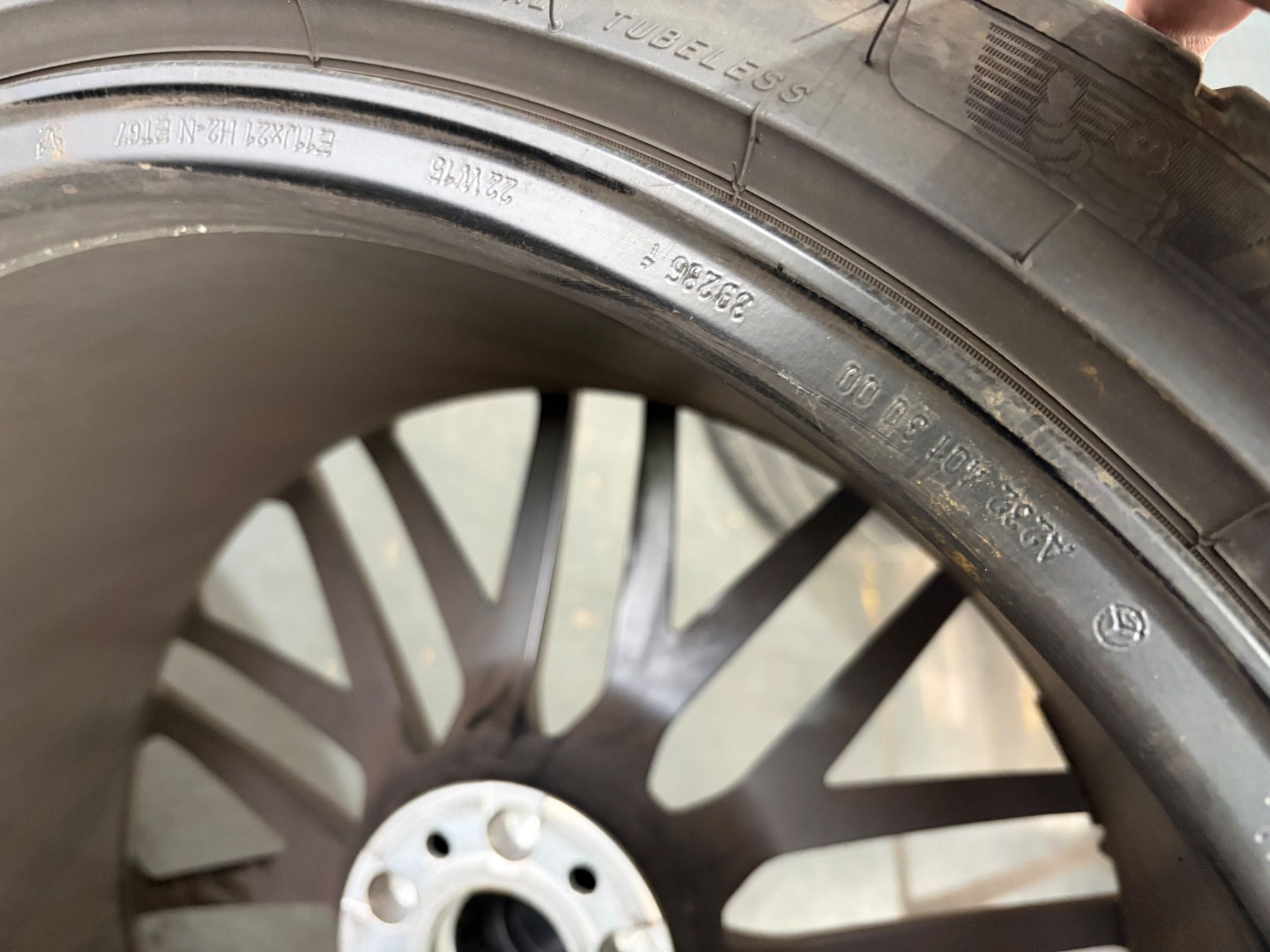 Mercedes-Benz Cerchioni: AMG originelle Felgen 21" – Usato da Oberengstringen venduto da Titina90 6