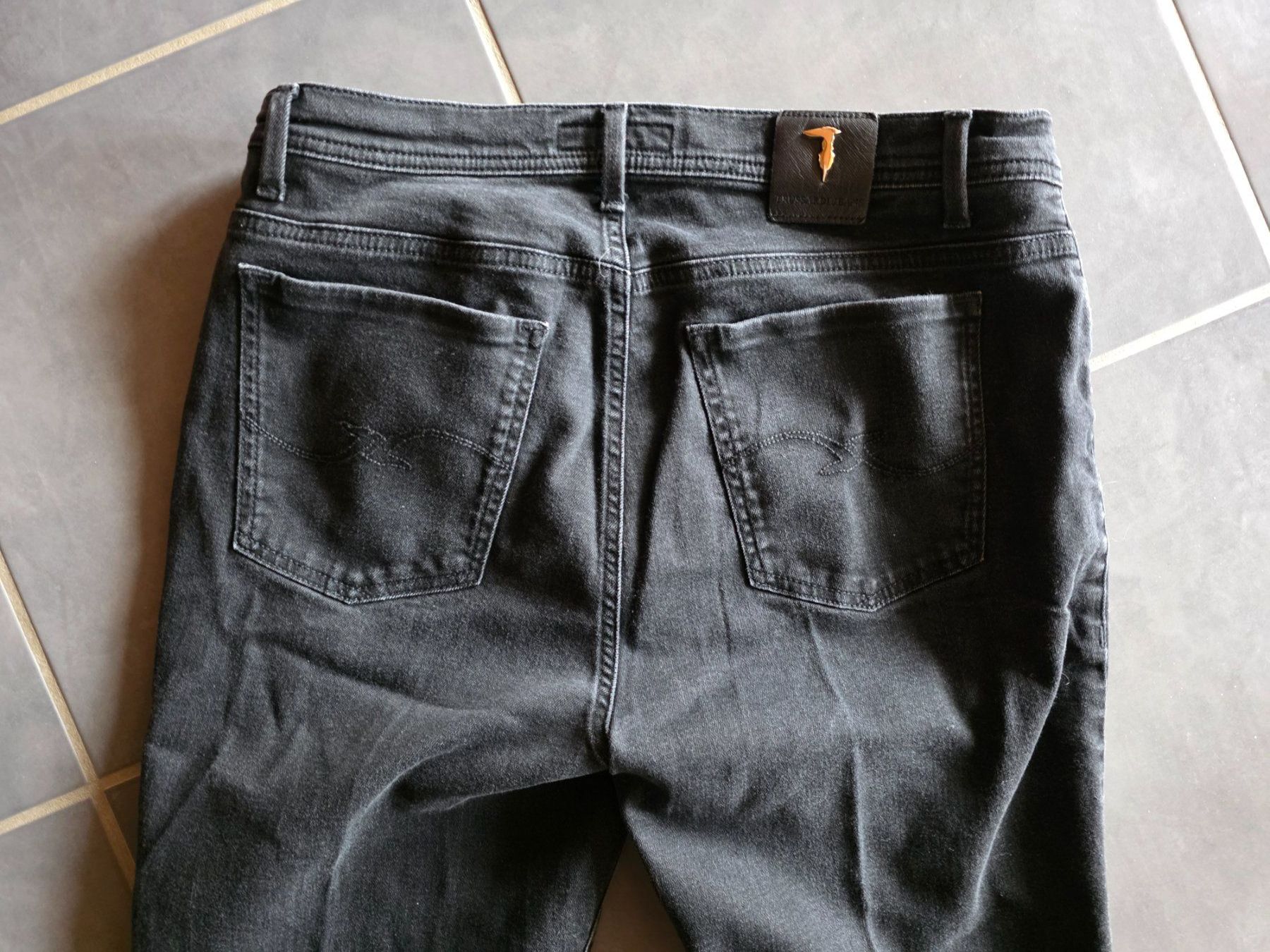 Trussardi Jeans: Damen Trussardi Stretch Jeans Gr. 48/34 – Usato da Walterswil BE venduto da Lonitti 1