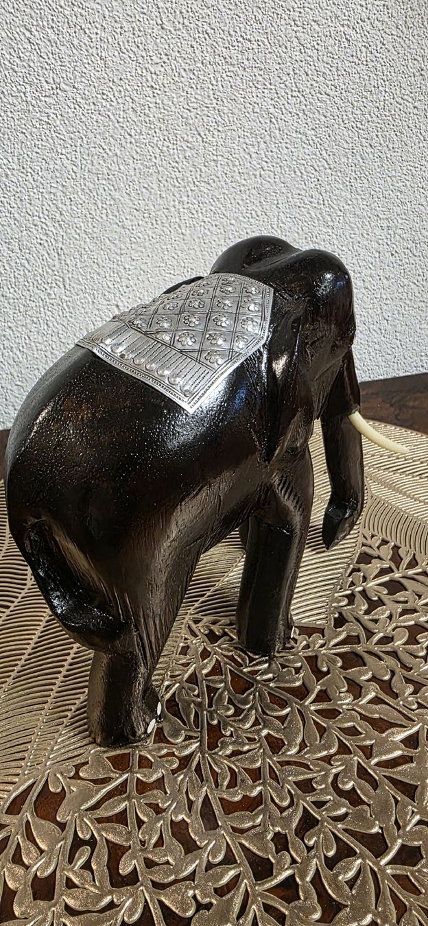 Tutte le decorazioni: Holzelefant, Dekofigur – Usato da Kaufdorf venduto da Nati-Nati 6