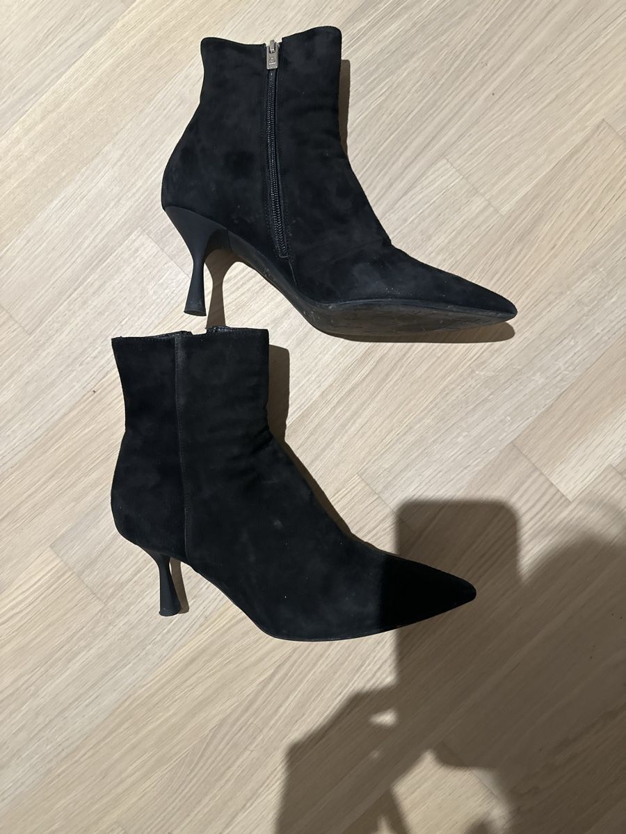 AGL Damenschuhe: AGL Stiefeletten schwarz Wildleder, NEU – Neu (gemäss Beschreibung) aus Dübendorf von Bella1177 2