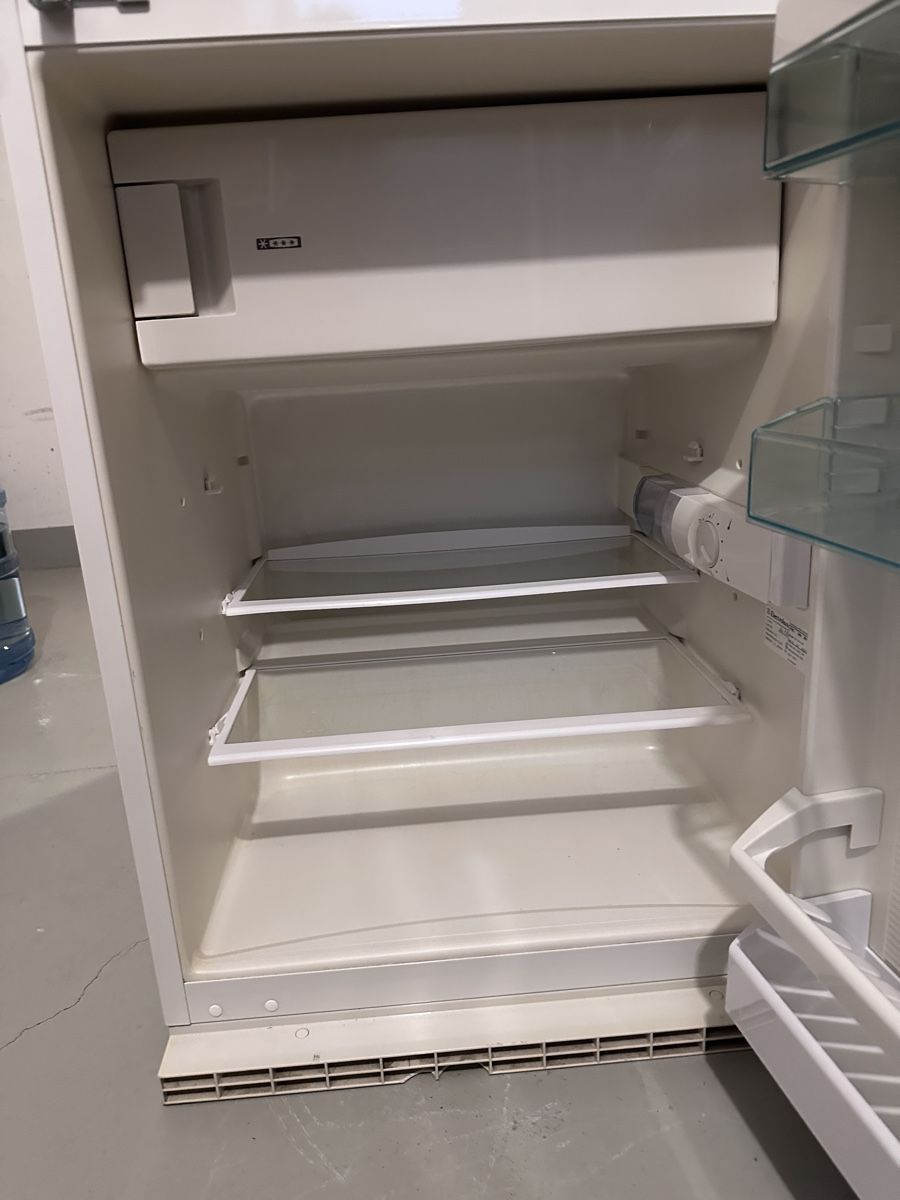 Frigoriferi: Electrolux EK 134.3 Kühlschrank – Usato da Aarau venduto da bikestones 4