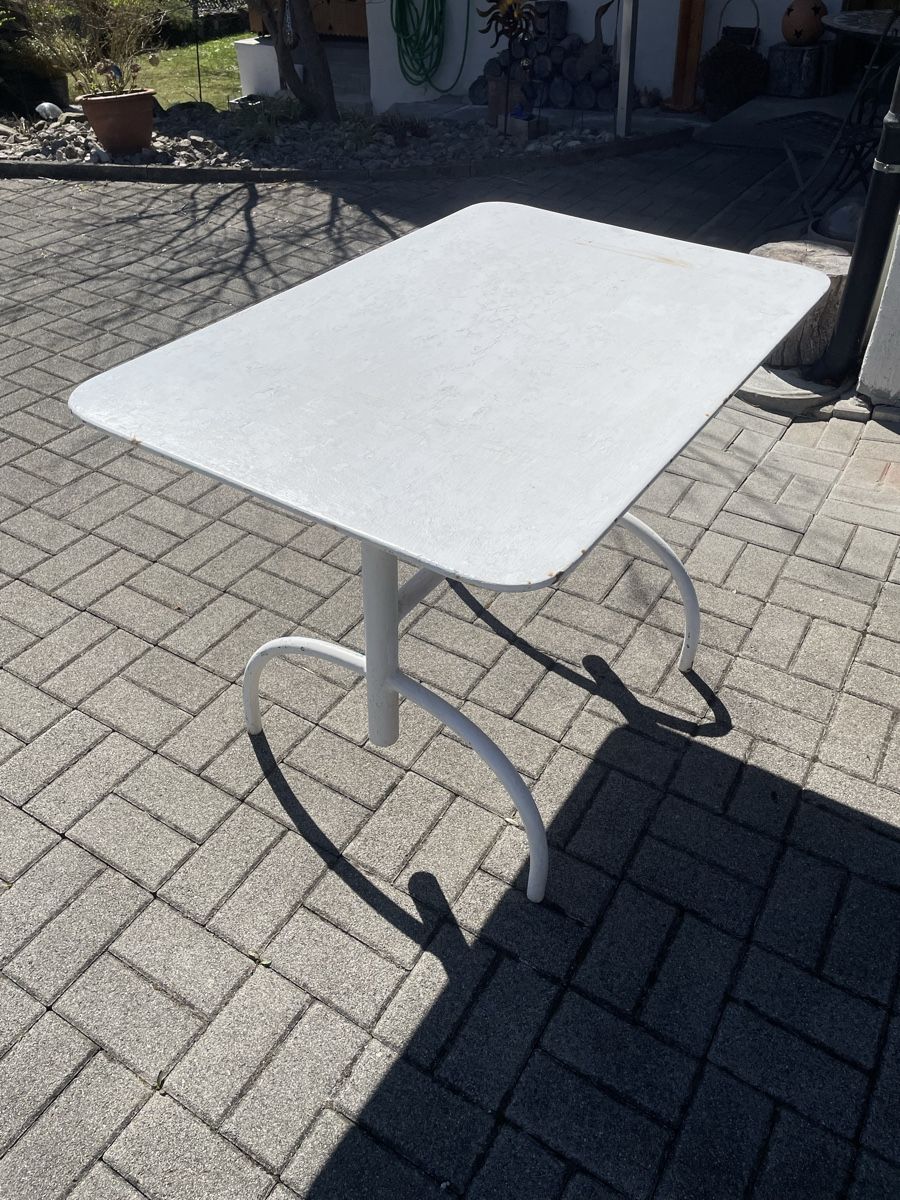 Tavoli: Blechtisch / Metalltisch / Gartentisch sehr stabil – Usato da Brienz BE venduto da hansimmerguet 7