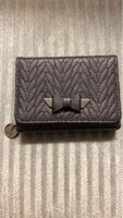 Elegantes kleines Damenportemon in Schwarz mit Schleife - To