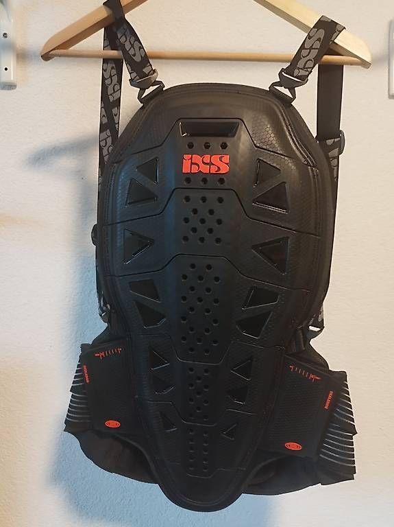 Protezioni & Imbottiture: Dorsale IXS réglable taille L – Usato da Domdidier venduto da Urakstar