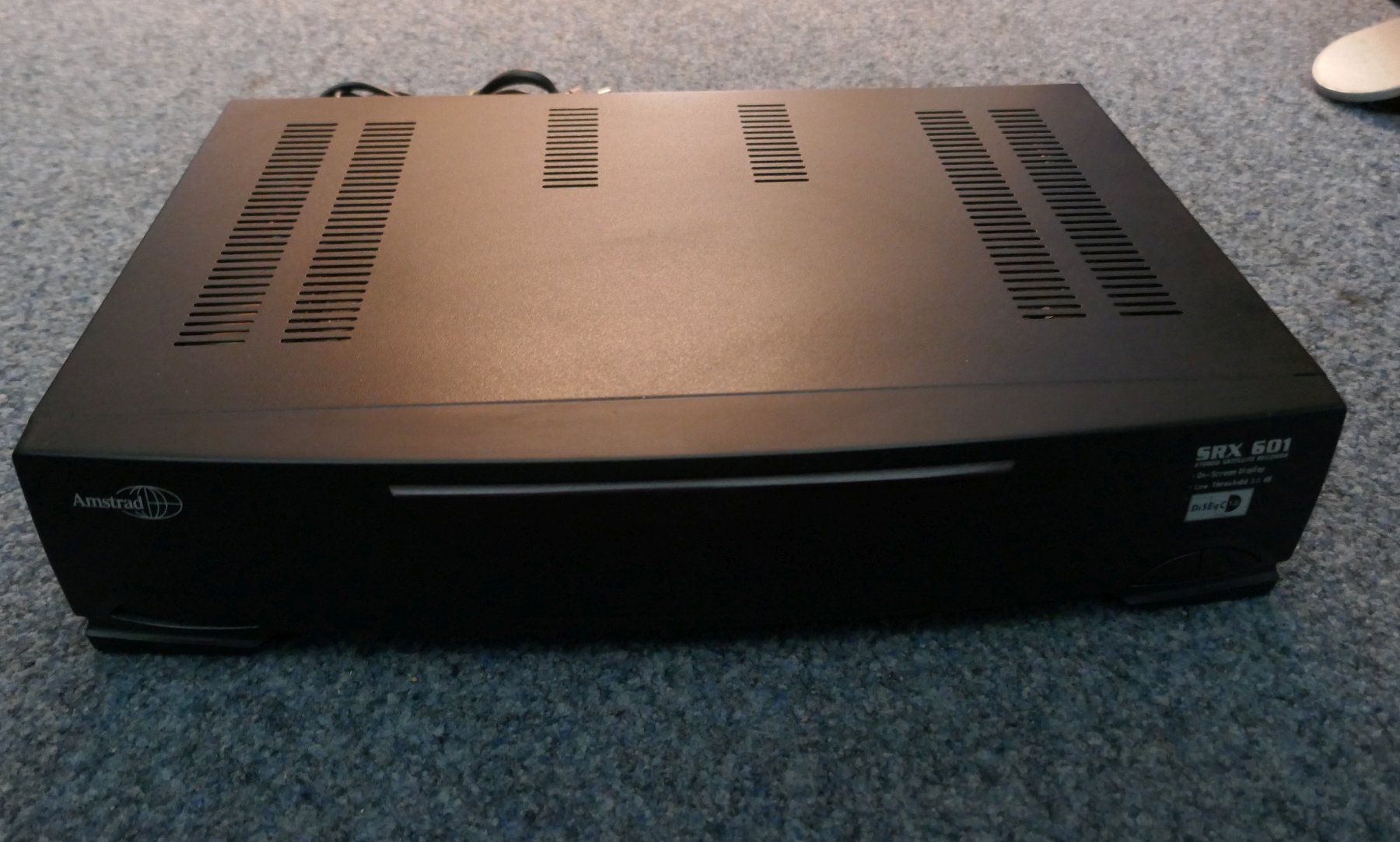 Ricevitori: Amstrad SRX-601 Satellitenempfänger – Usato da Wenslingen venduto da FairlightCMI