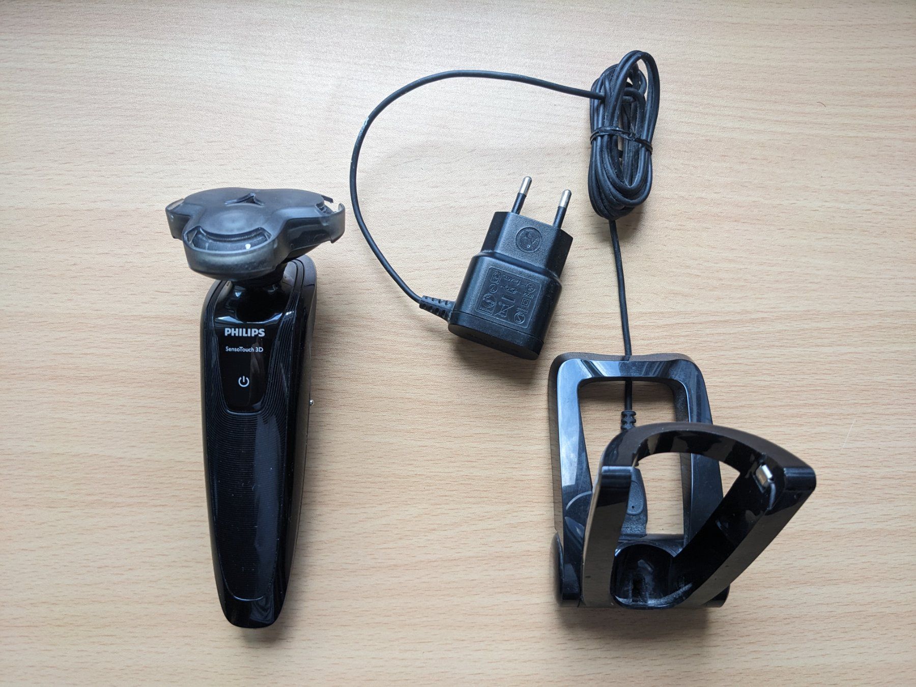 Philips Rasierapparate & Rasierklingen: Philips Sensotouch 3D RQ1250 – Defekt aus Stetten AG von Trexx75 1