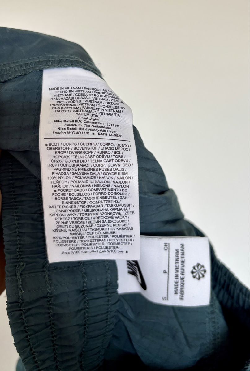 Nike Hosen: Nike Cargohose  – Neu (gemäss Beschreibung) aus Thun von alibabaofhubabuba 3