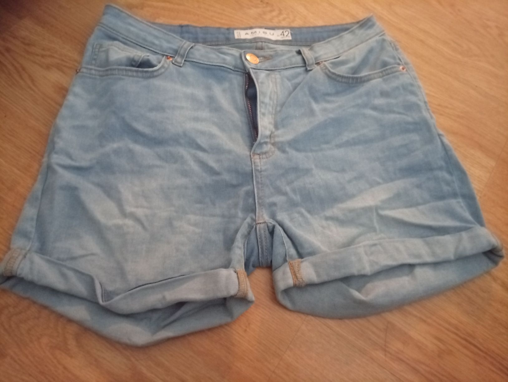 Jeans: AMISU Jeans Shorts light blue Grösse 42 – D'occasion à Worben par ersa01 3