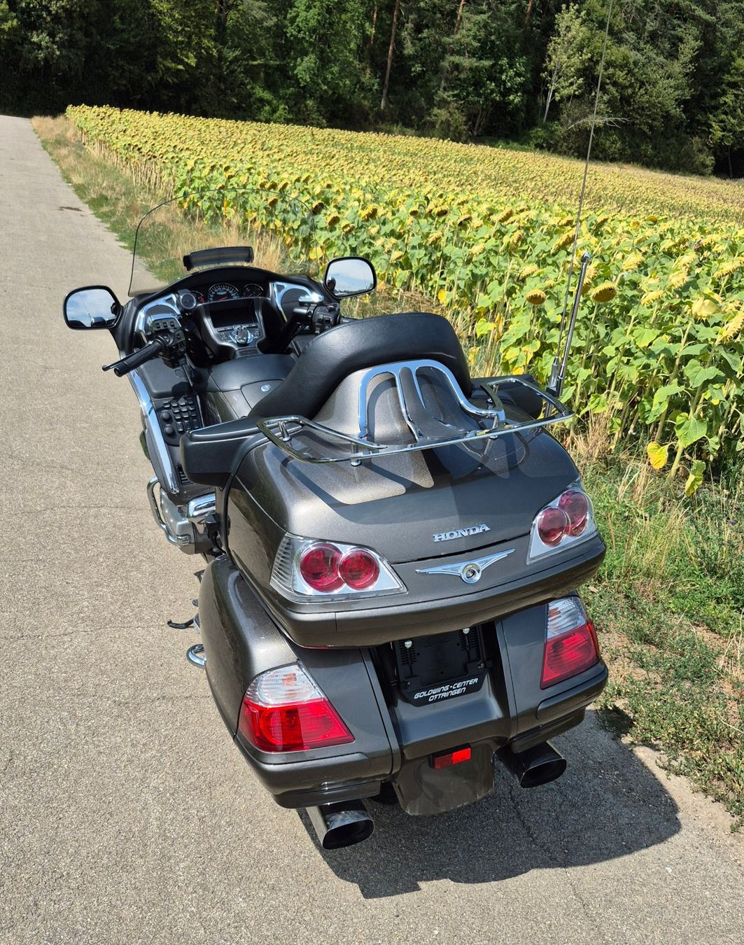 Honda Touring: Honda Goldwing 1800 – D'occasion à Pieterlen par Dyui 1