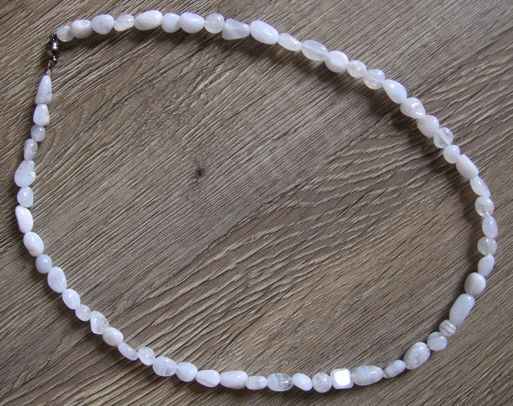 Catenine: NEU: Chalcedon Kette Collier Edelstein Chalcedonkette – Nuovo (secondo la descrizione) da Matten b. Interl venduto da EdelsteineInterlaken 1