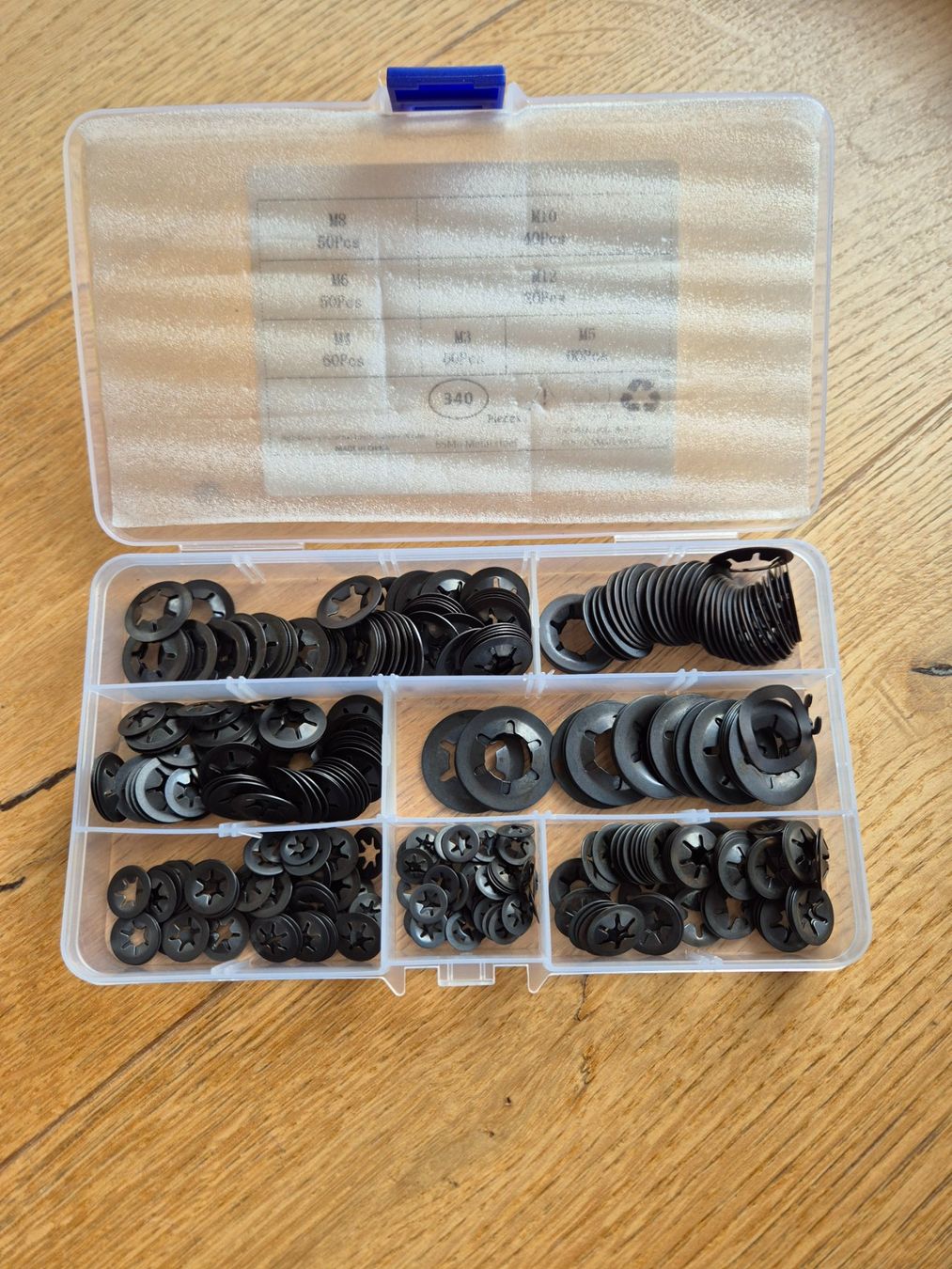 Alle Werkzeuge: Sicherungsscheiben Klemmscheiben Set – Gebraucht aus Mollis von Kekie