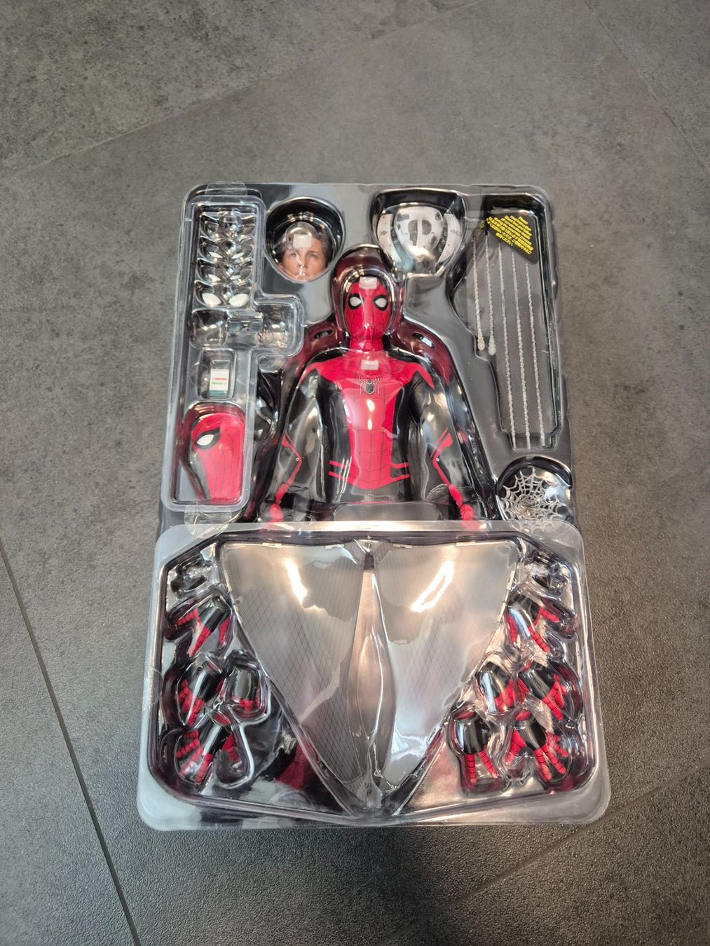 Hot Toys Statuette: Hot Toys MMS 542 - Spider-Man – Usato da Rebstein venduto da Fredyb0 3