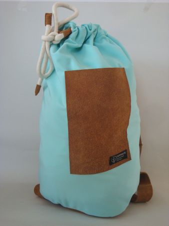 RUCKSACK VON STEPPENBLÜTE
