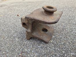 Zugmaul zu rotem Hürlimann Oldtimer Traktor