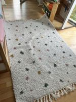 Teppich Kinderzimmer mit Punkten 140 x 200 Rugvista