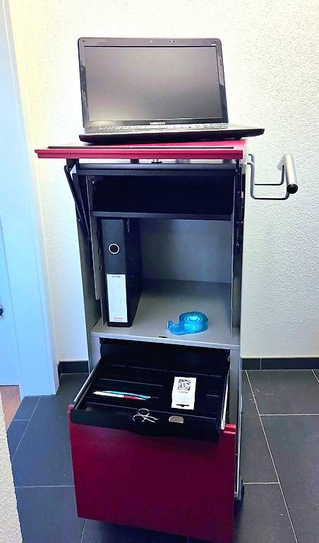 Banconi:  SBB Rollcontainer aus Qualitätsmaterialien gebaut! – Usato da Guggisberg venduto da mirjamh03 2