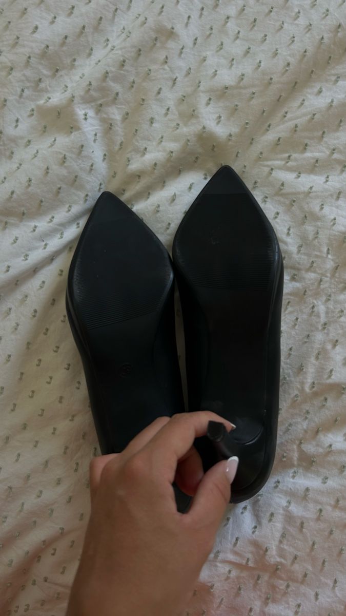 Anna Field Damenschuhe: Schwarzer Pump – Neu (gemäss Beschreibung) aus Allschwil von sop_yc5h 2