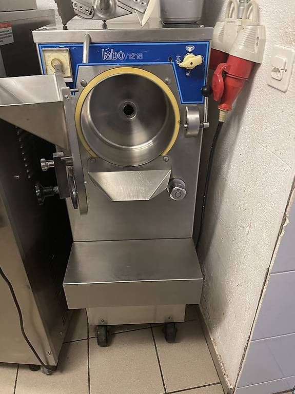 Tutte le macchine: Eismaschinen Carpigiani  – Usato da Widnau venduto da ladolcevita02 2