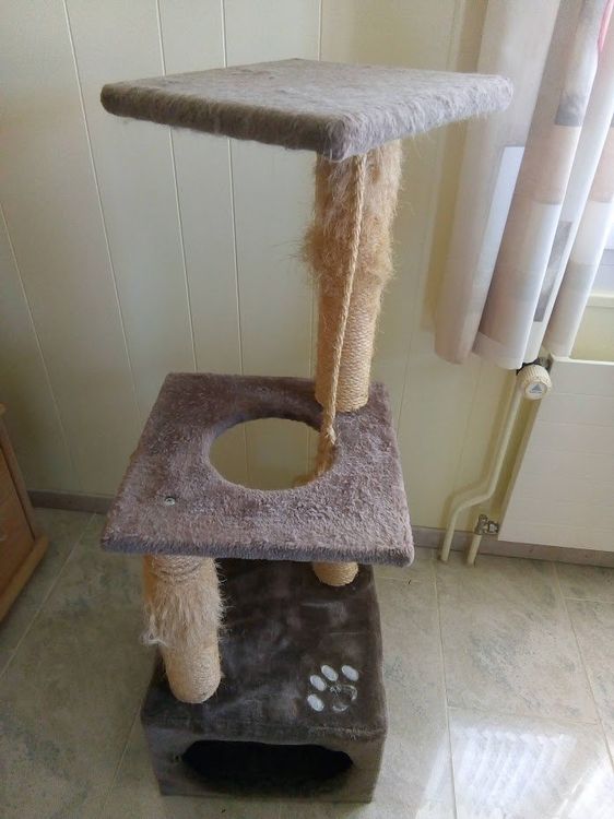 Katzenbaum / kratzbaum, gebraucht für Balkon eca. Kaufen auf Ricardo