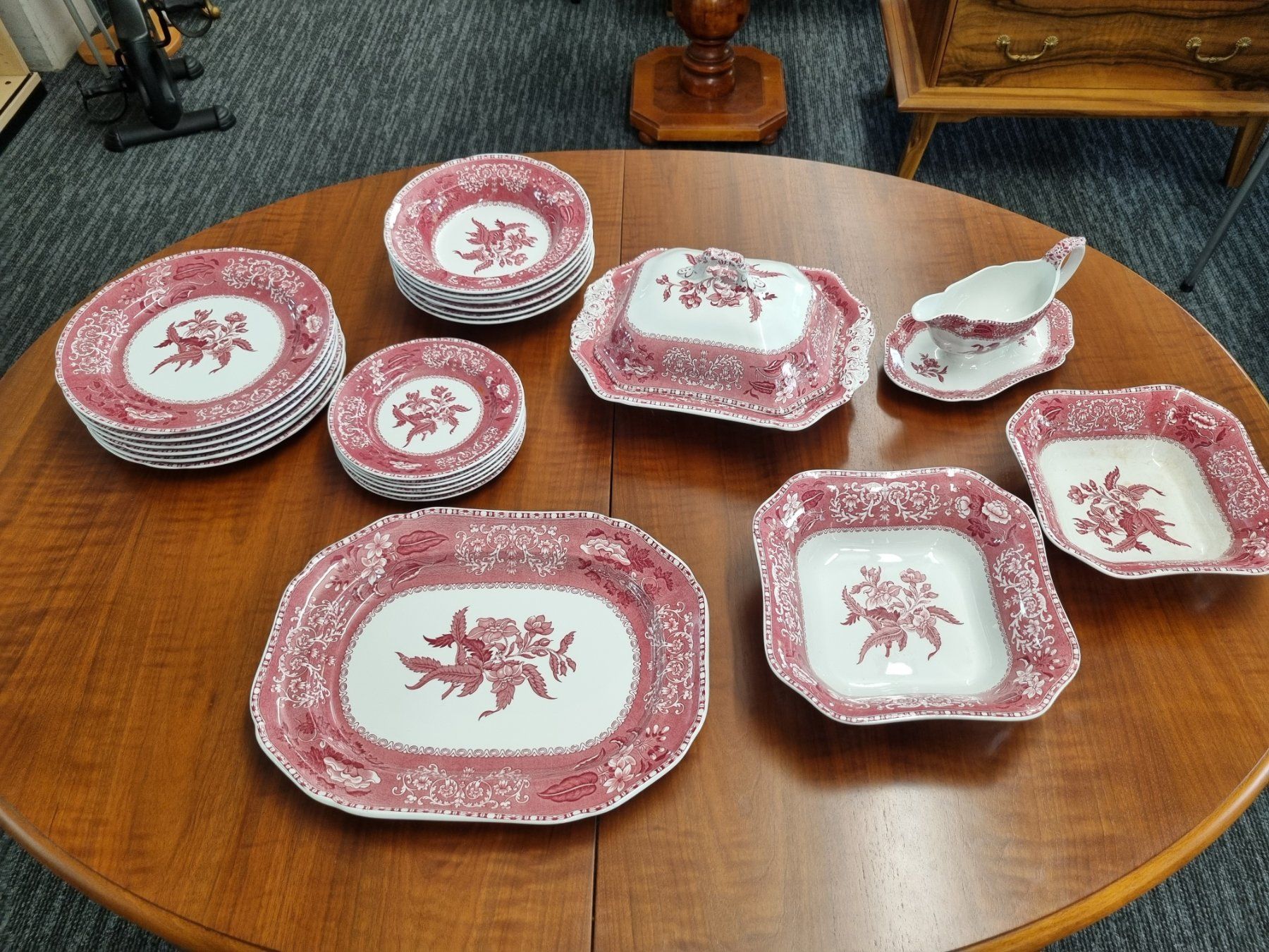 Spode Services de table: Geschirrset Spode England, "Pink Camilla", 23-teilig – D'occasion à Lenzburg par freedomky