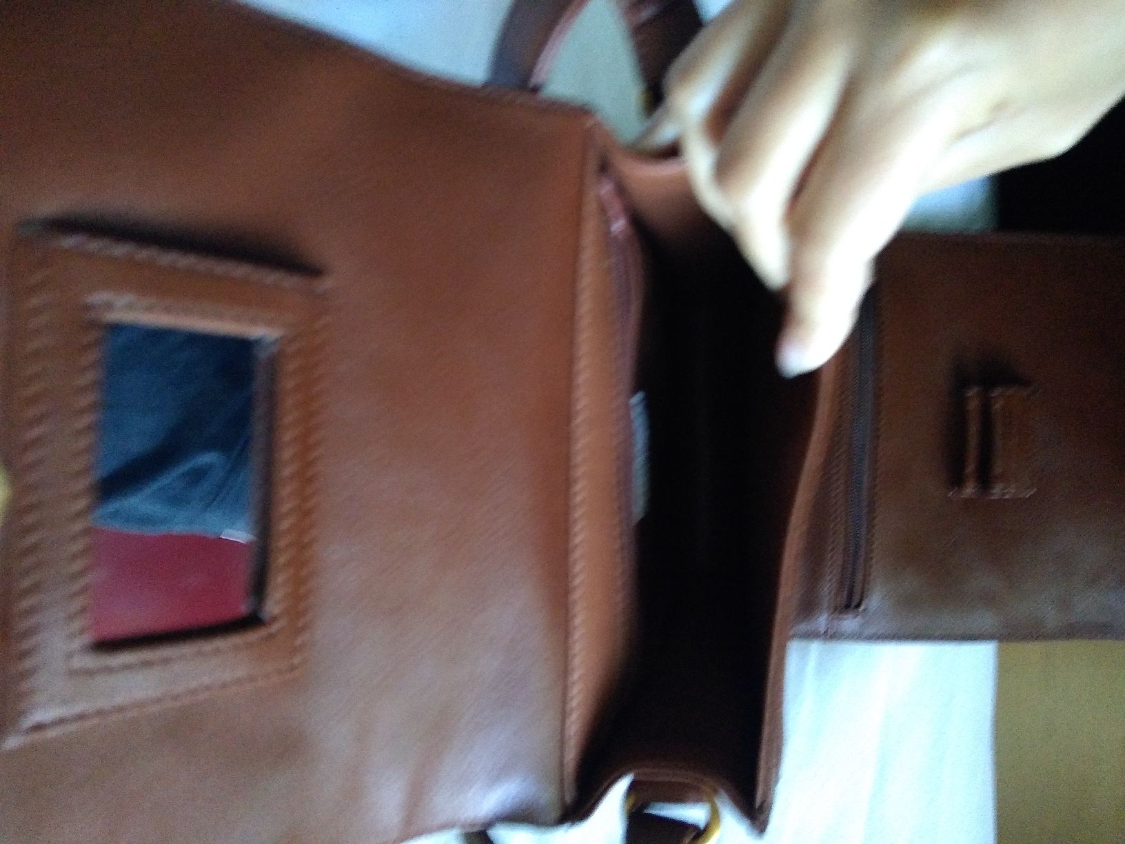 Taschen für Damen: Elegant Leather Shoulder Bag - Timeless Classic – Gebraucht aus Dübendorf von rol_fm6d 4