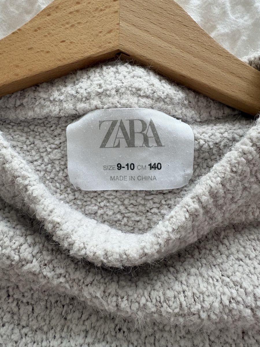 Zara Maglioni & Felpe: Pullover Mädchen Gr. 134 – Usato da Winterthur venduto da Baby117 1