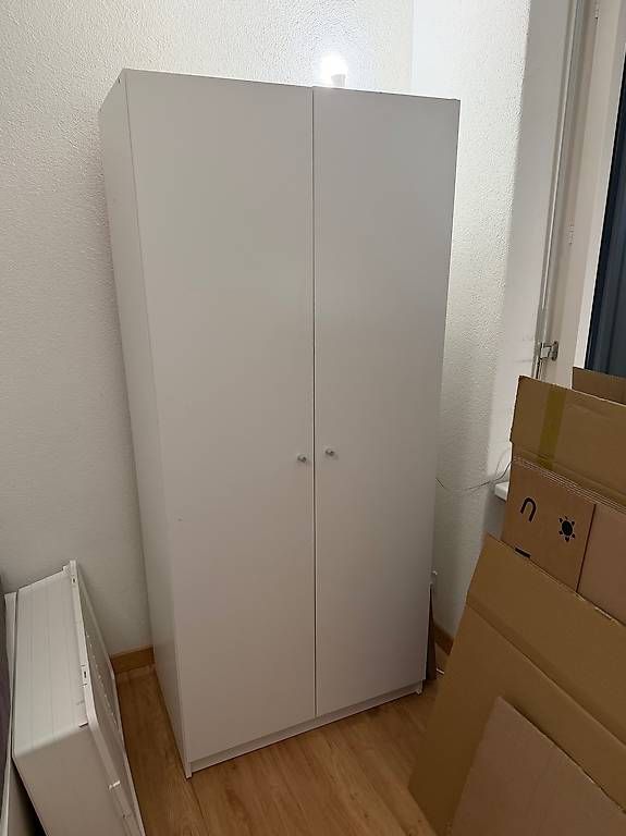 Ikea Guardaroba: Kleiderschrank (IKEA Kleppstad) – Usato da Zürich venduto da emichael