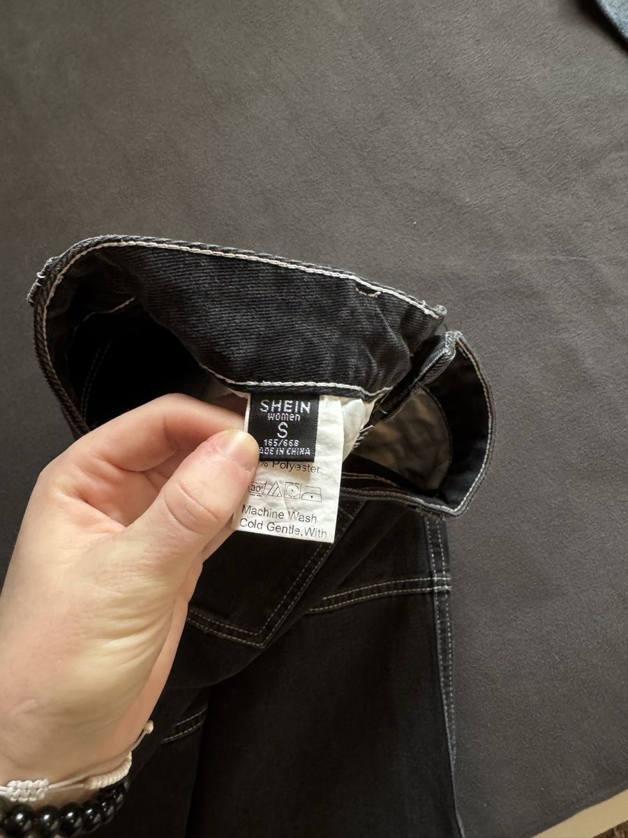 Hosen: Hosen – Gebraucht aus Berikon von sam_5zxf 2