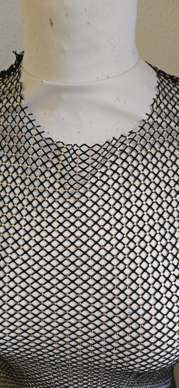 Zara Vestiti: Robe filet avec strass - neuve avec étiquette – Nuovo e nell'imballaggio originale da Genève venduto da Saleena 7
