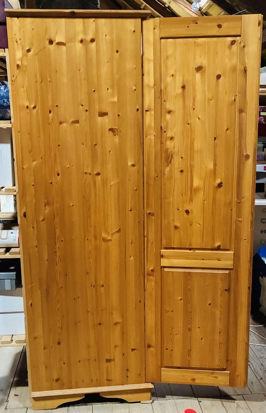 Armadi: Holzschrank Kiefer – Usato da Oberkulm venduto da Weberlisa 3