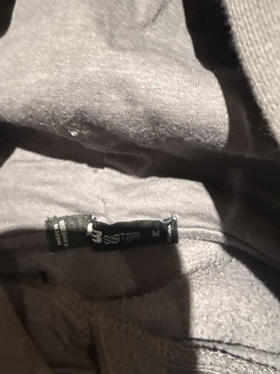 Lotti di vestiti: Zwei Hoodies Marke Gr. S&M – Usato da Ebikon venduto da Minimelili11 1