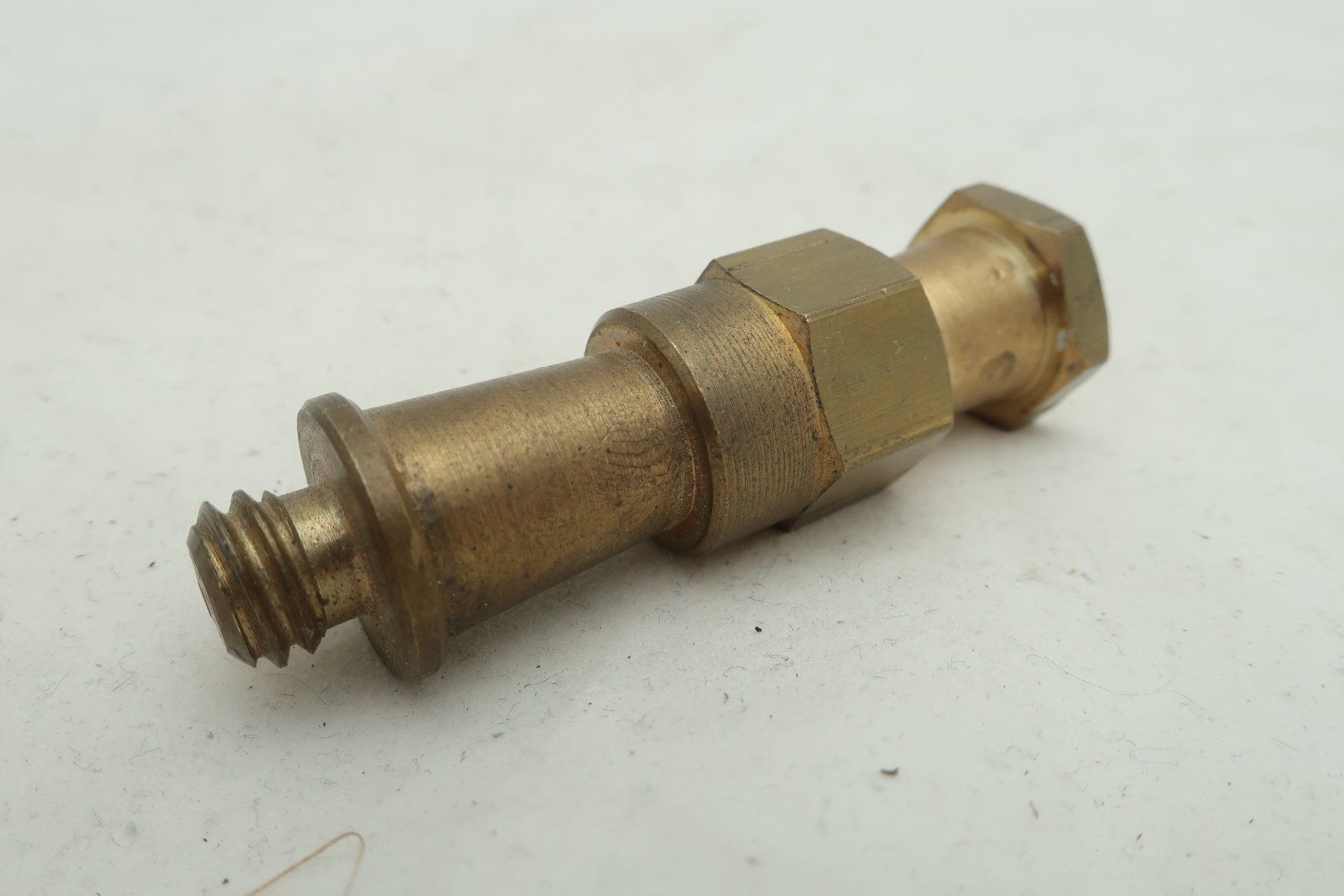 Manfrotto Treppiedi & Teste: original Manfrotto Spigot Adapter 3/8" – Usato da Zürich venduto da dnk_nrd8