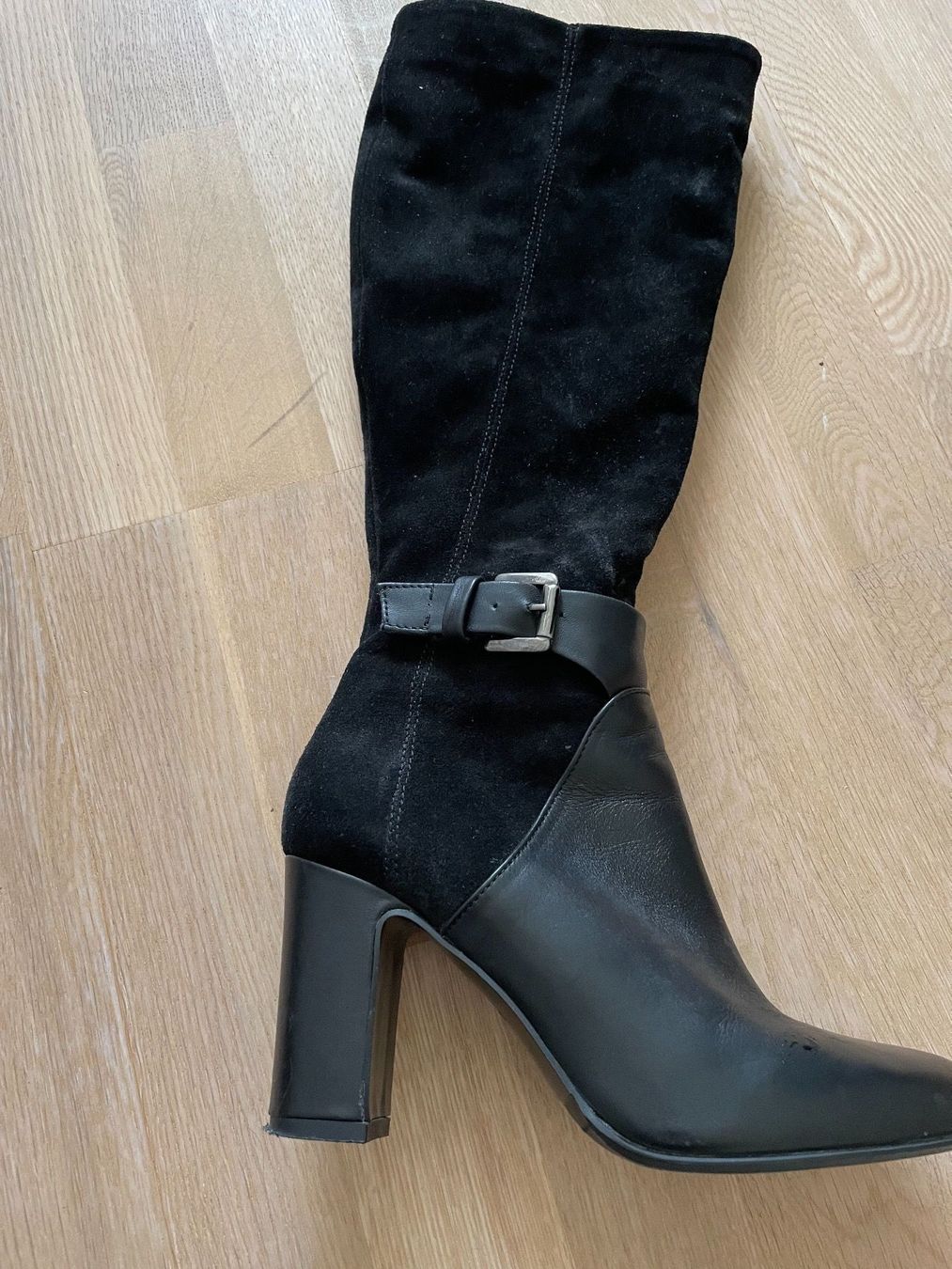 Navyboot Damenschuhe: Neuer schwarzer Stiefel, Navyboot 38, Np 450.- – Neu (gemäss Beschreibung) aus Aesch BL von shuja01