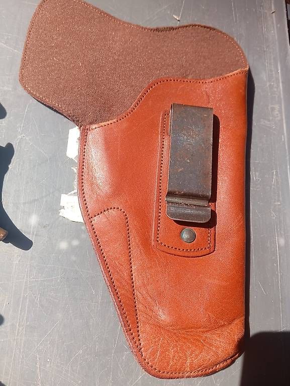 Tir sportif: Pistolenholster aus Leder – D'occasion à Basel par Petergunn