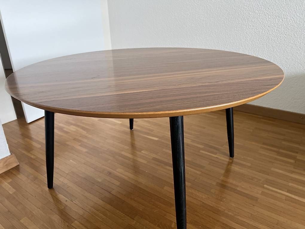 Tavoli: Walnuss Couchtisch (Hubert - Sofacompany) – Usato da Zürich venduto da RC_Walker21