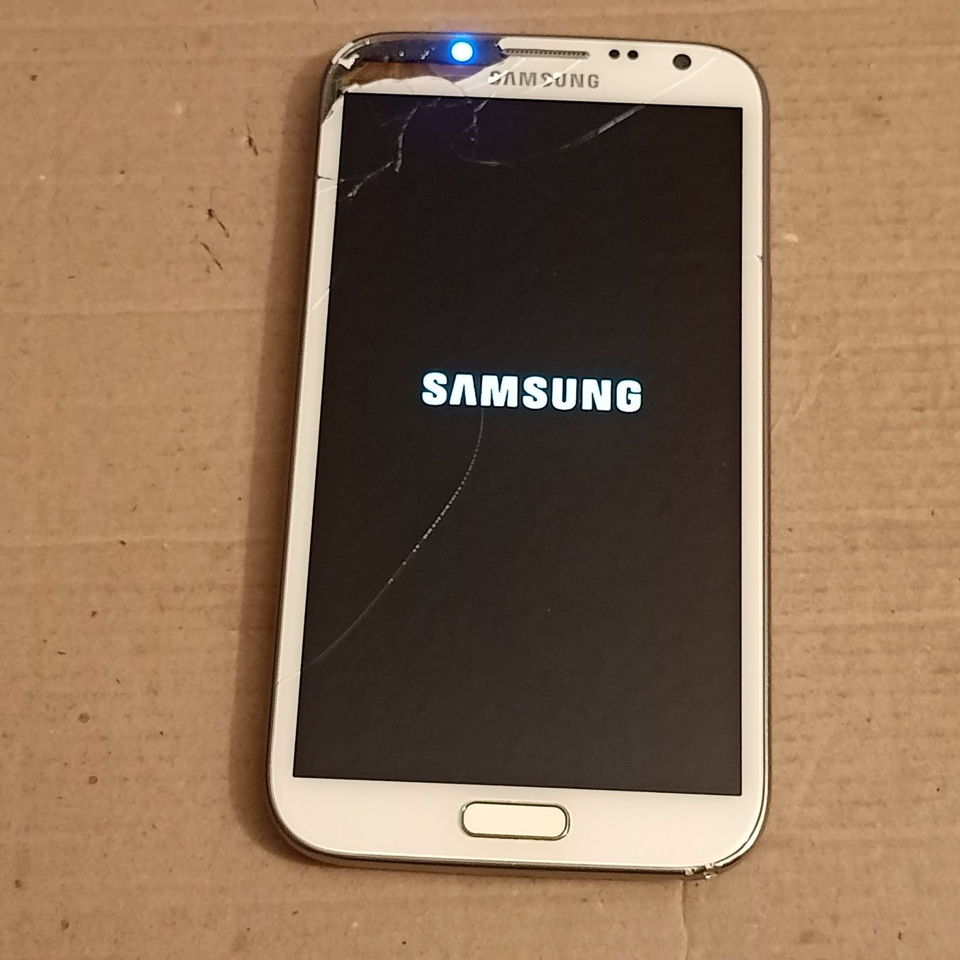 Samsung Telefoni cellulari / Smartphones: Android Smartphone ohne Lock:Samsung Galaxy Note II GT-N7100 – Usato da Winterthur venduto da Opusco 1