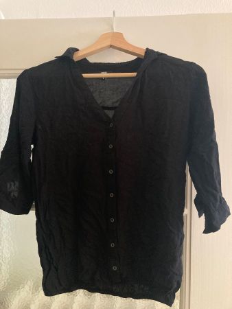 Schwarze Bluse aus Viskose, Grösse S, top Zustand!
