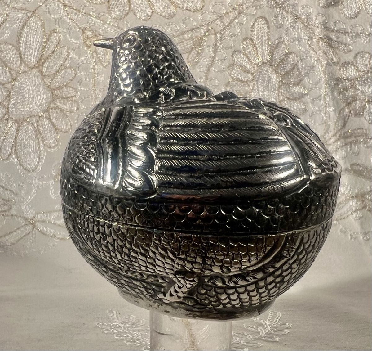 Dosen: Ancienne boîte à bétel Cambodge forme poule argent – Gebraucht aus Genève von DELIRBEADS 6
