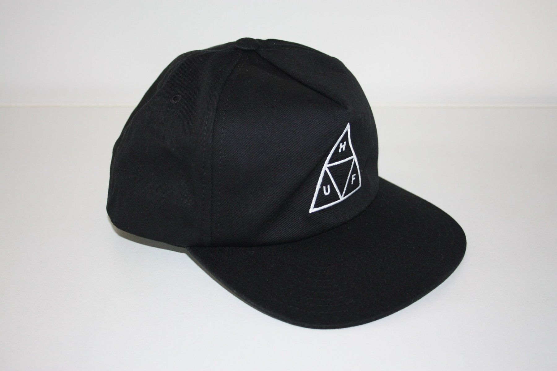 Copricapi, berretti & cappellini: Huf Triple Triangle Snapback Cap – Nuovo (secondo la descrizione) da Deitingen venduto da Johnny_Malibu 1