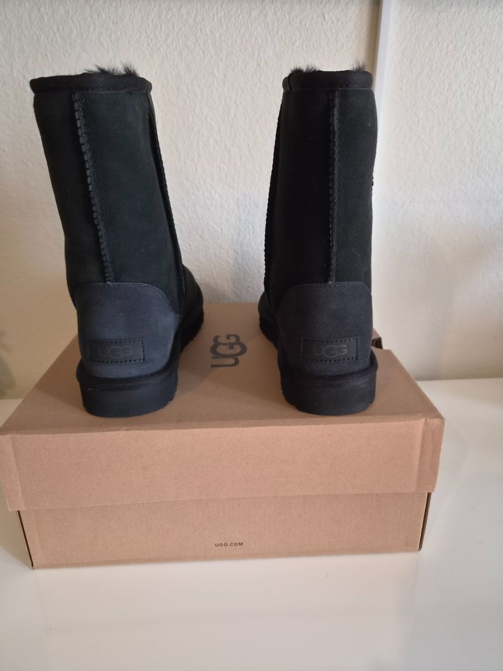 Ugg Damenschuhe: UGG Boot Classic Short, Grösse 38 – Neu und originalverpackt aus Reinach BL von sunny2014 2