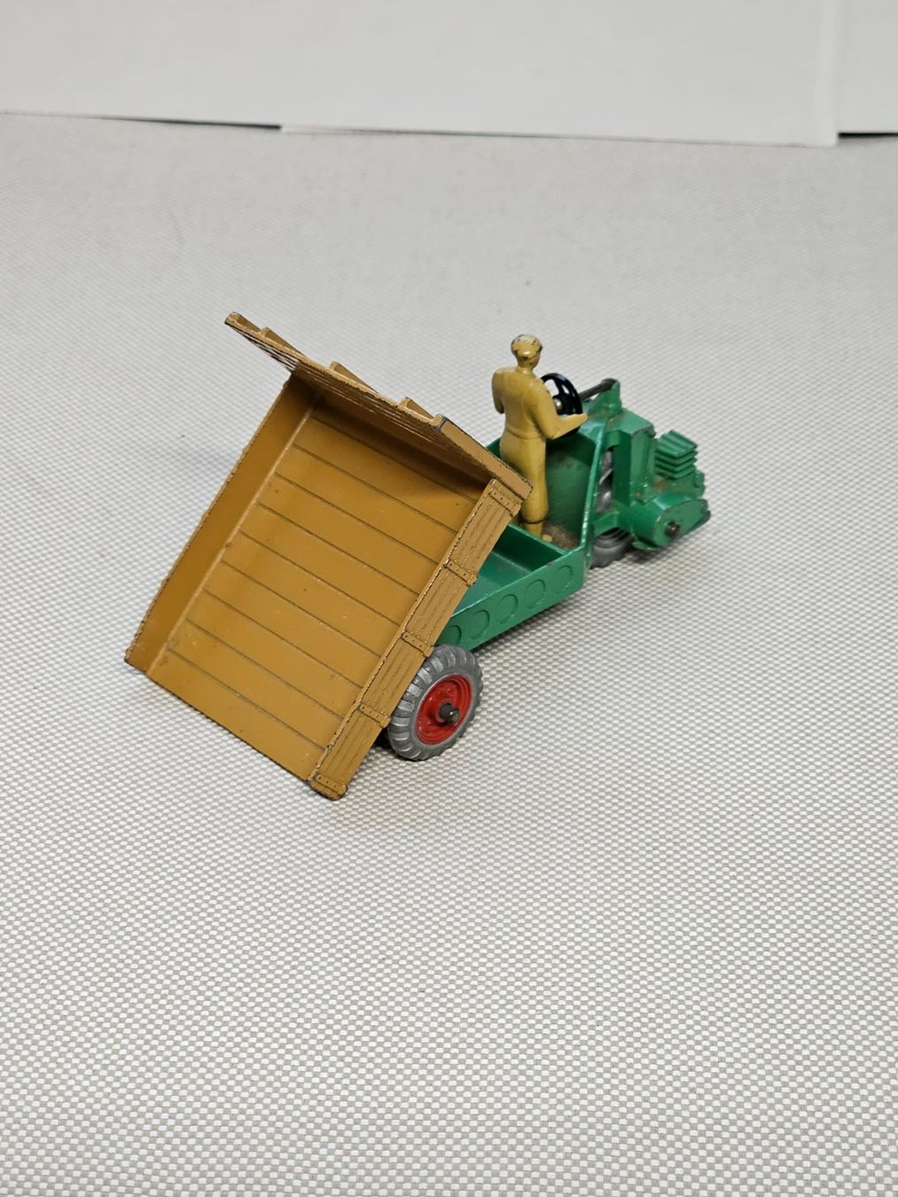 Dinky Toys Modellini d'auto: Dinky Motocard – Usato da Starrkirch-Wil venduto da easygo13 2
