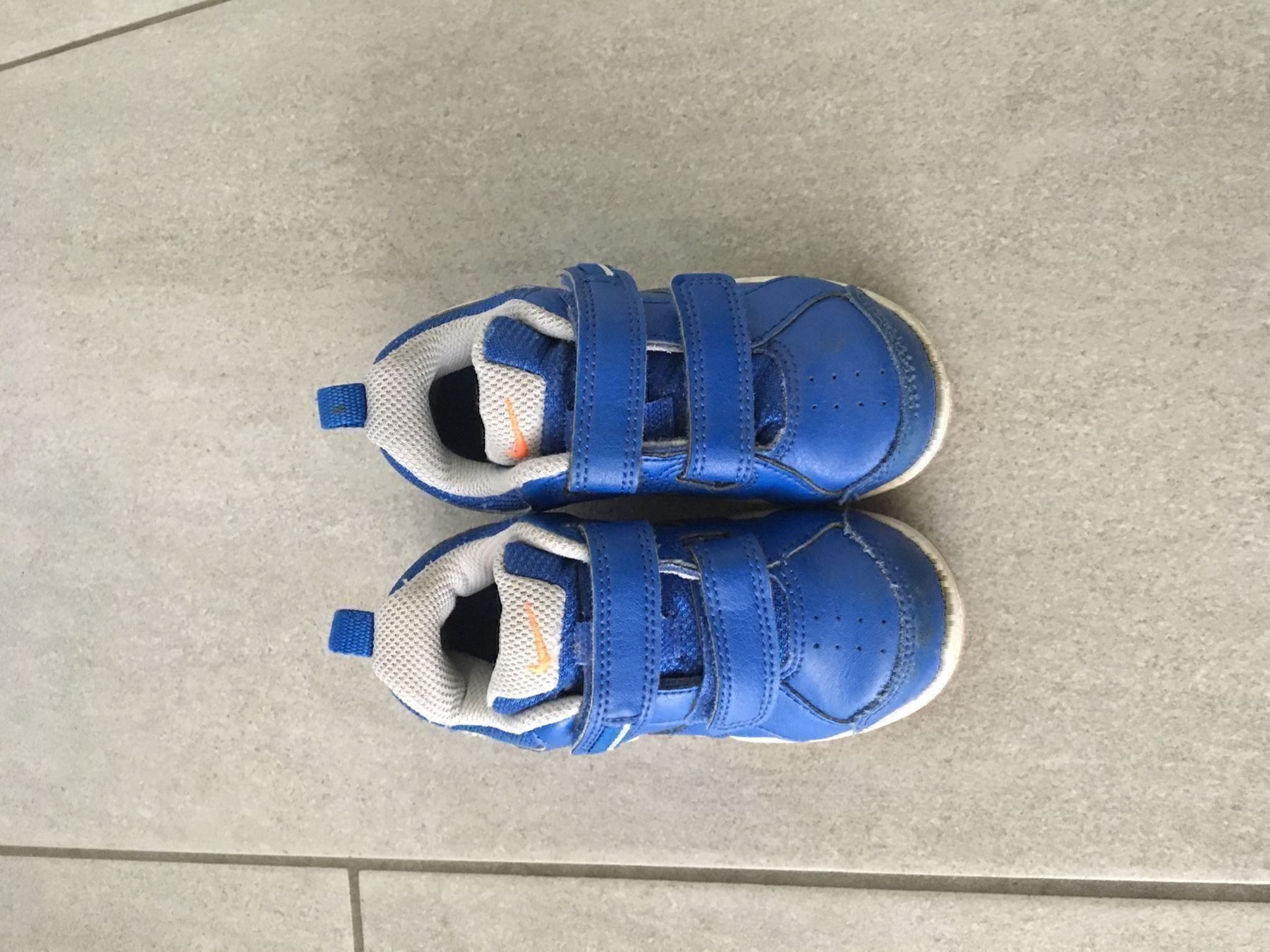 Scarpe per ragazzi: Verkaufe noch gut erhaltene Turnschuhe – Usato da Adliswil venduto da rossoelmare