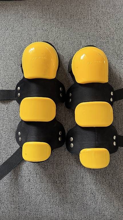 Protezioni & Imbottiture: Knieschohner Skateboard, Rollerblades – Usato da Hoeri venduto da negoziation