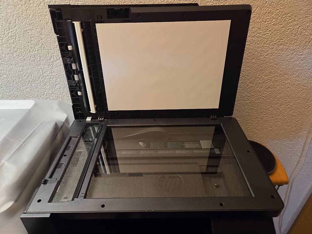Hewlett Packard Stampanti: HP LaserJet Color MFP M276nw – Usato da Neerach venduto da jodanipa99 2