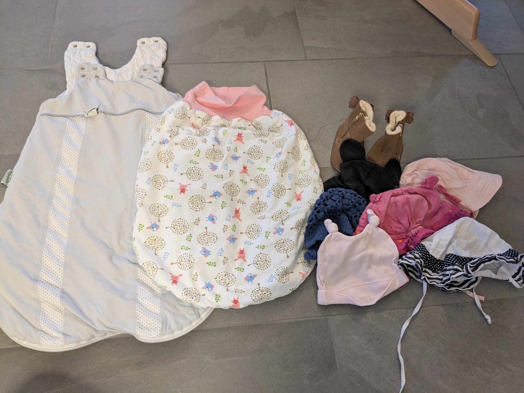 Lotti & Set di vestiti: Babykleider Mädchen 68 (1) – Usato da Siglistorf venduto da julian-w 2