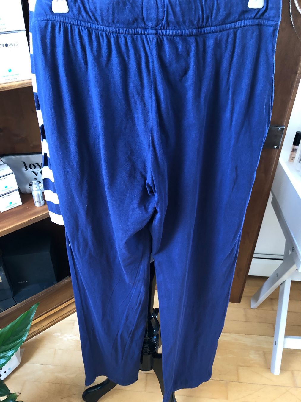 Negligees & Pyjamas: Damen Pyjama blau gestreift gebraucht – Gebraucht aus Arlesheim von leyRum4.5 5