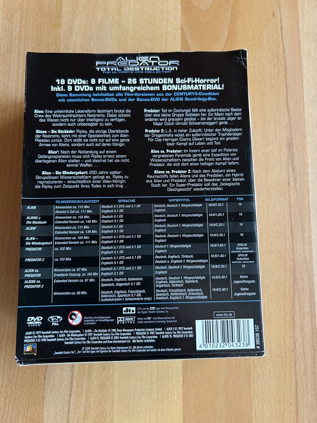 Tous les DVDs: Alien Predator Total Destruction Box / 18 DVD's – D'occasion à Bubikon par cinerama01 1